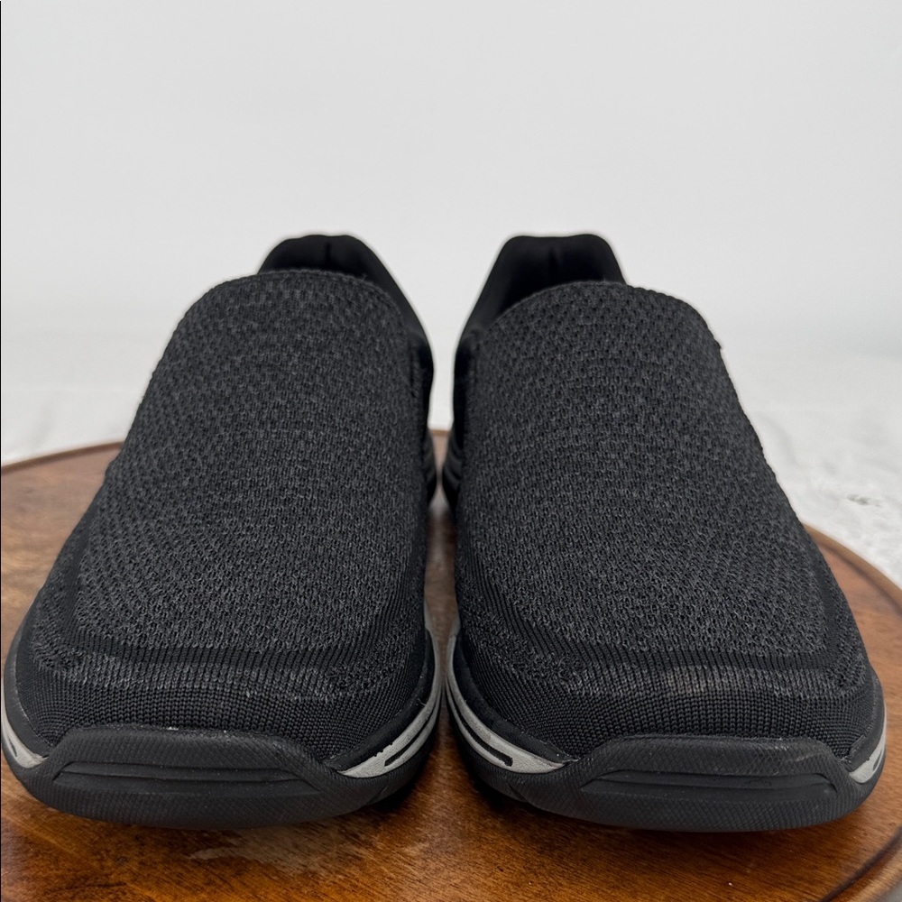 Skechers Shoes Mens 11 EWW Extra Wide Gomel Charcoal Slip-On Loafers Comfort - Picture 2 of 13
